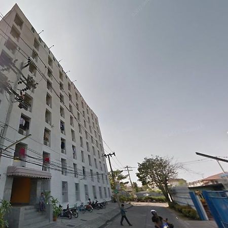City Mansion Bangkok Extérieur photo